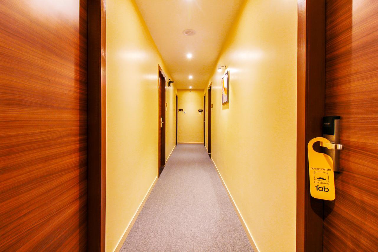 Hygenic Hotel Lotus Grand Andheri Mumbai  Buitenkant foto