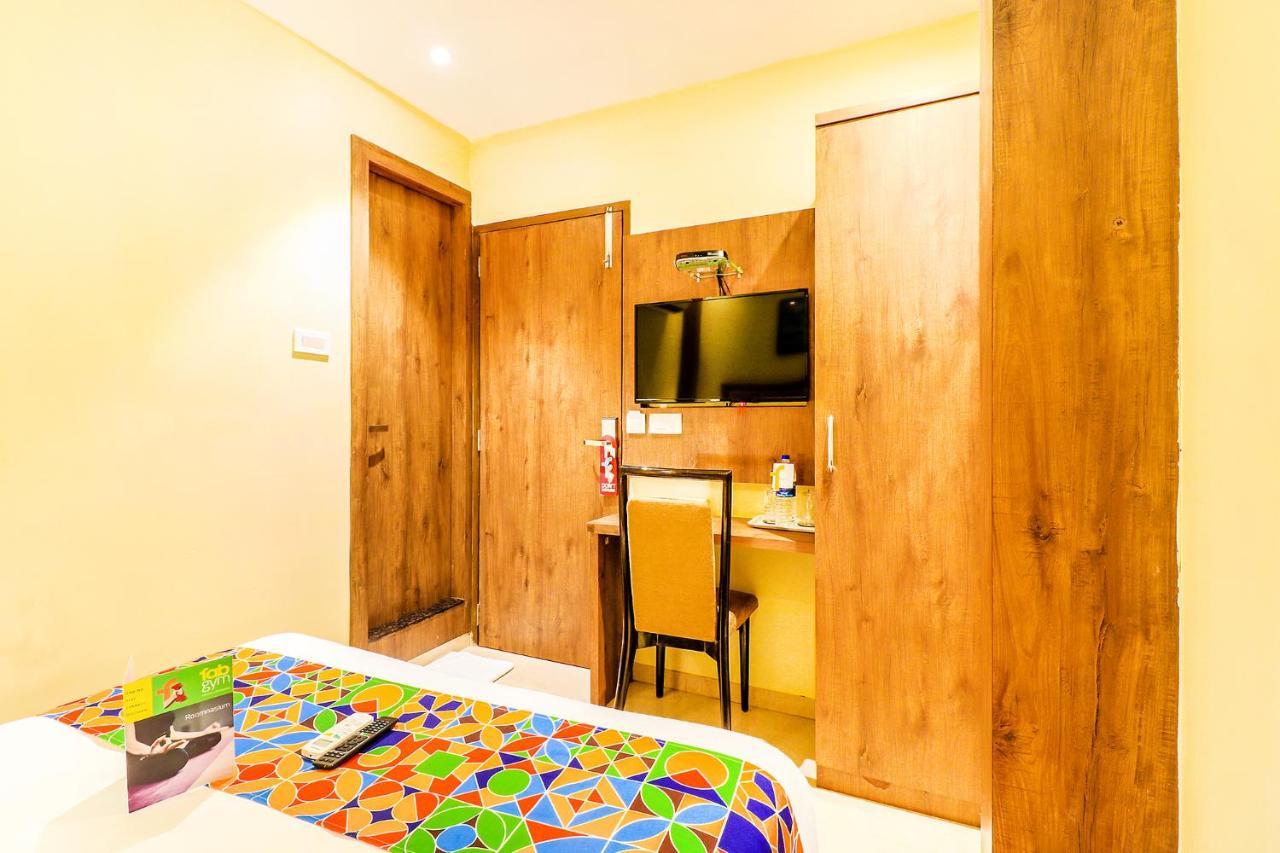 Hygenic Hotel Lotus Grand Andheri Mumbai  Buitenkant foto